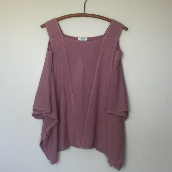 Jules of Morocco Tops - JULES of Morocco Dusty Rose Cold Shoulder Top M